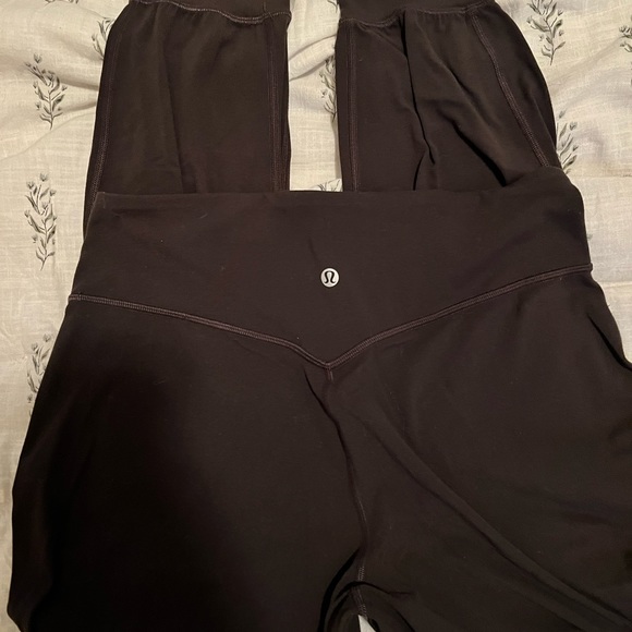 Lululemon Align Joggers - Picture 2 of 6